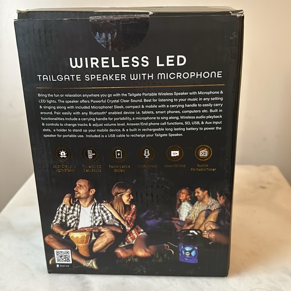 New in box, Wireless LED Tailgate Speaker with Microphone - Picture 4 of 6